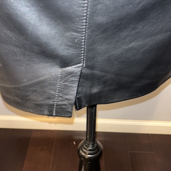 Tip Top of California Butter Soft Fully Lined Leather Skirt size 3/4. - Picture 4 of 6